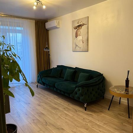 Illy Home Râmnicu Vâlcea Exteriör bild