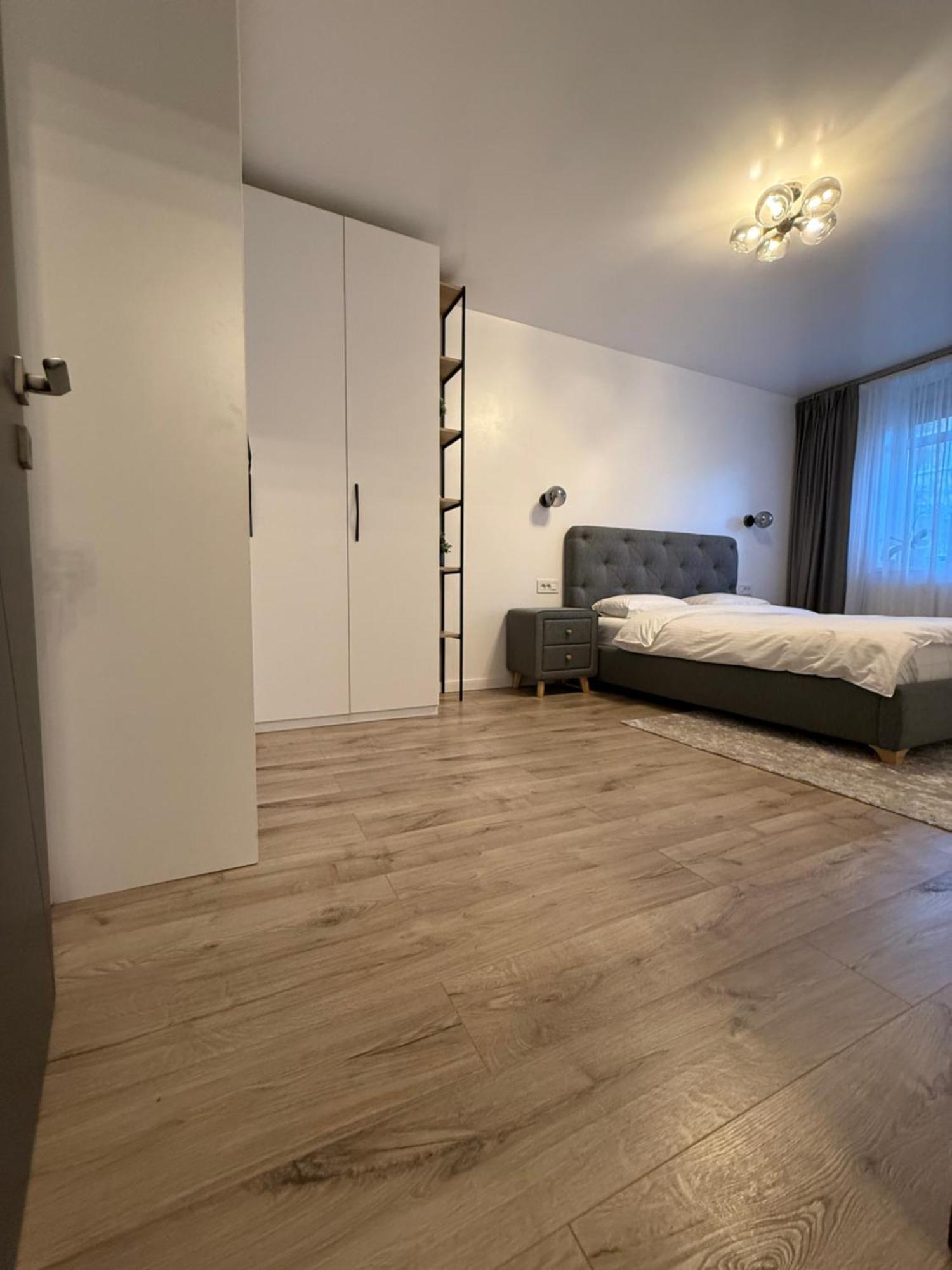 Illy Home Râmnicu Vâlcea Exteriör bild